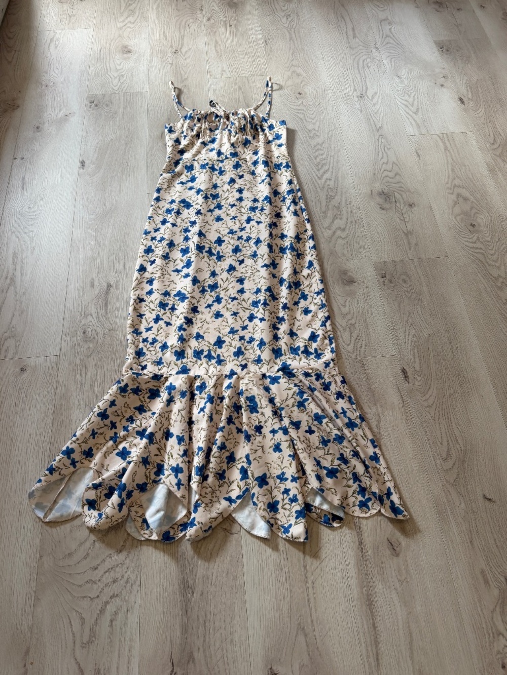 Commense Floral Print Knotted Irregular Hem Long Dress Sz.M - Picture 2 of 7